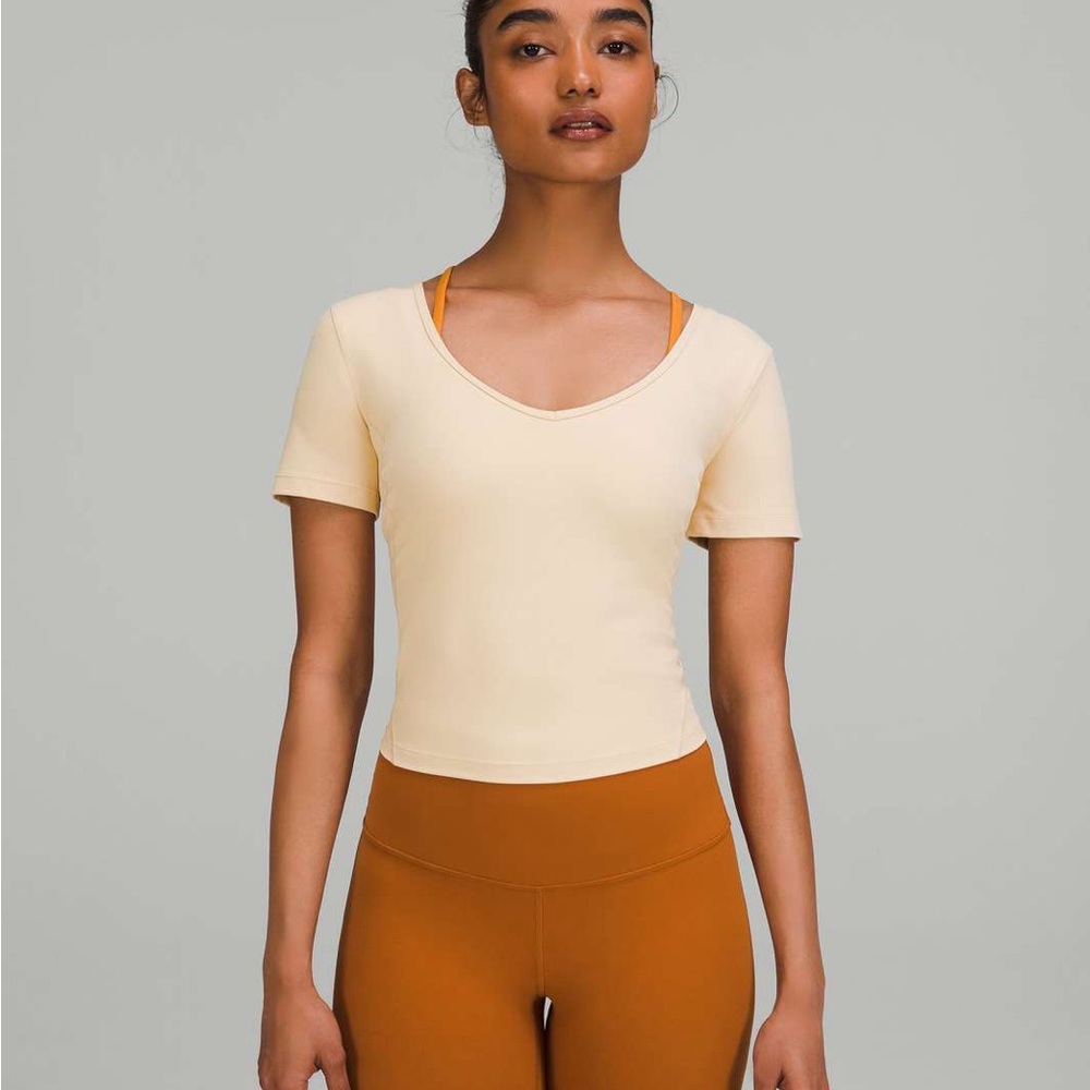 Lululemon Cream/Nude Align Tee